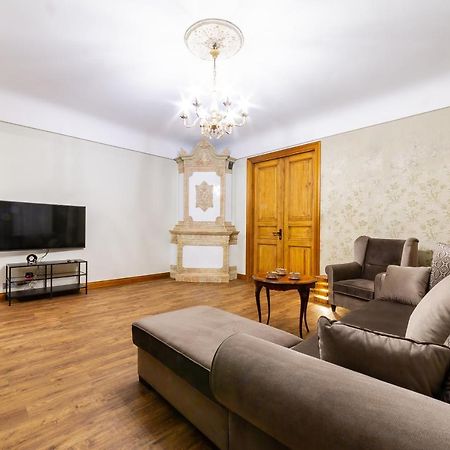 Ancient Storie'S Ap 65Sqm Renovated Free Parking Apartment Riga Exterior photo