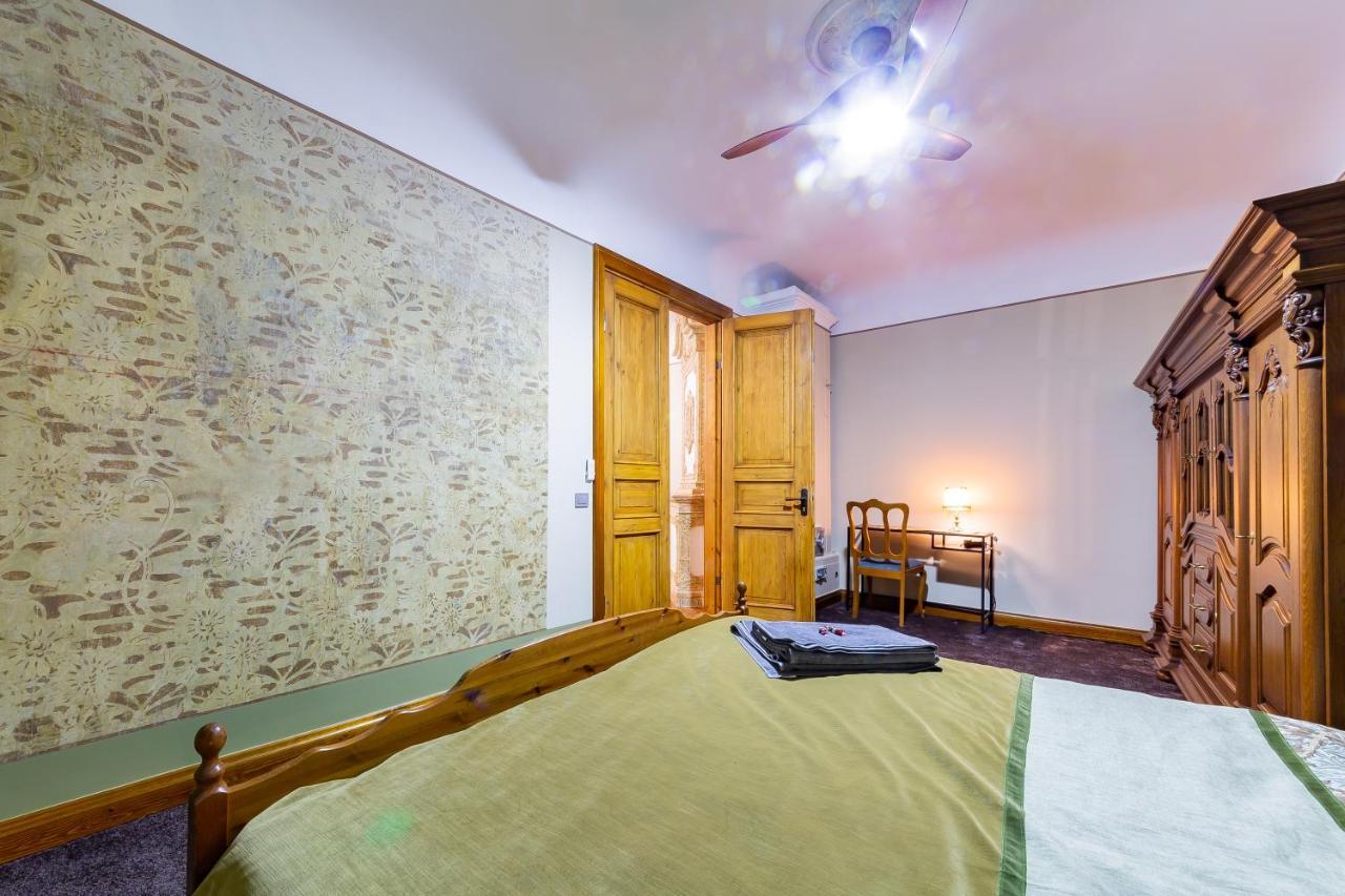 Ancient Storie'S Ap 65Sqm Renovated Free Parking Apartment Riga Exterior photo