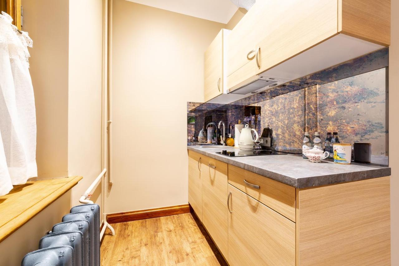 Ancient Storie'S Ap 65Sqm Renovated Free Parking Apartment Riga Exterior photo
